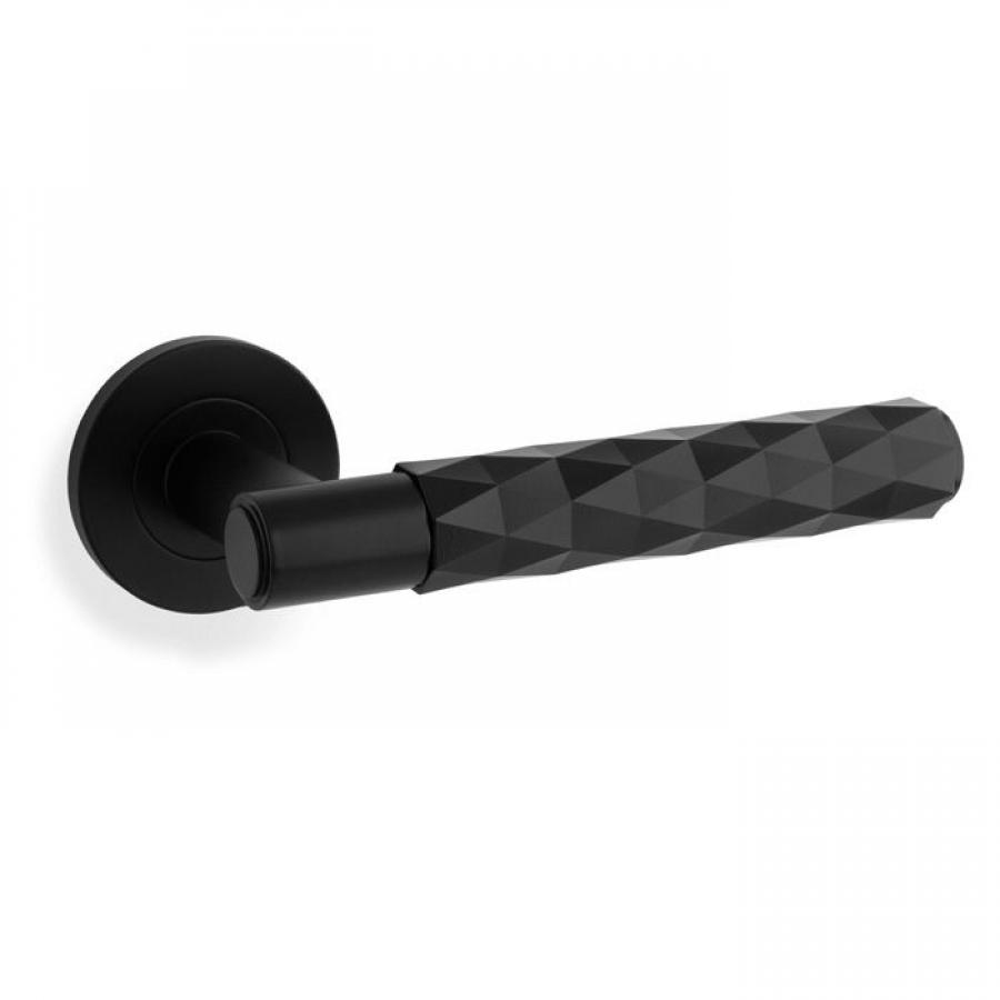 Diamond Cut Spitfire Lever on Round Rose (Black)
