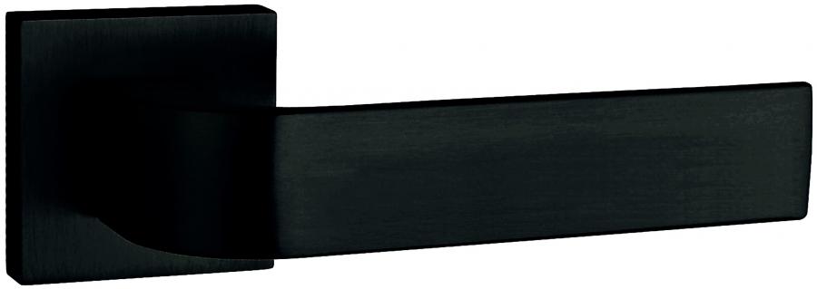 Tupai Rapido CurvaLine Turis Matt Black Lever Handle on Square Rose